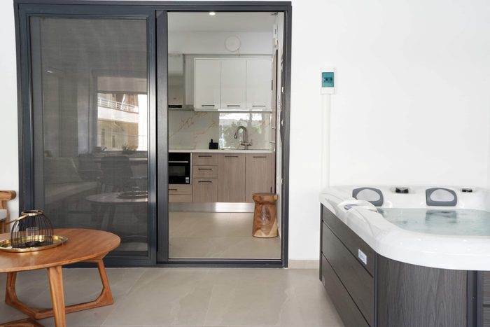 Private Terrasse & Whirlpool